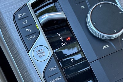 2025 BMW 3 Series 330i