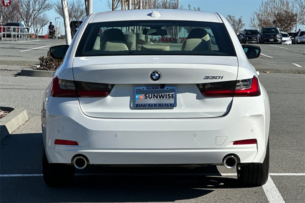 2025 BMW 3 Series 330i