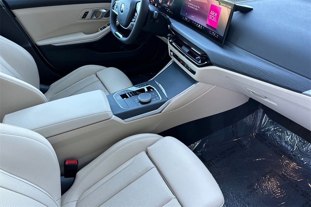 2025 BMW 3 Series 330i