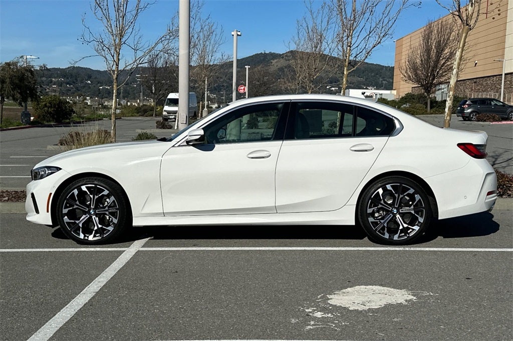 2025 BMW 3 Series 330i