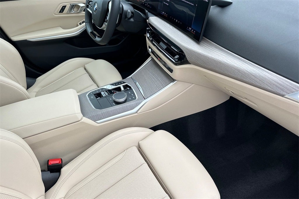 2025 BMW 3 Series 330i