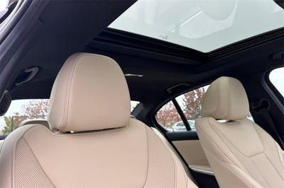 2025 BMW 3 Series 330i