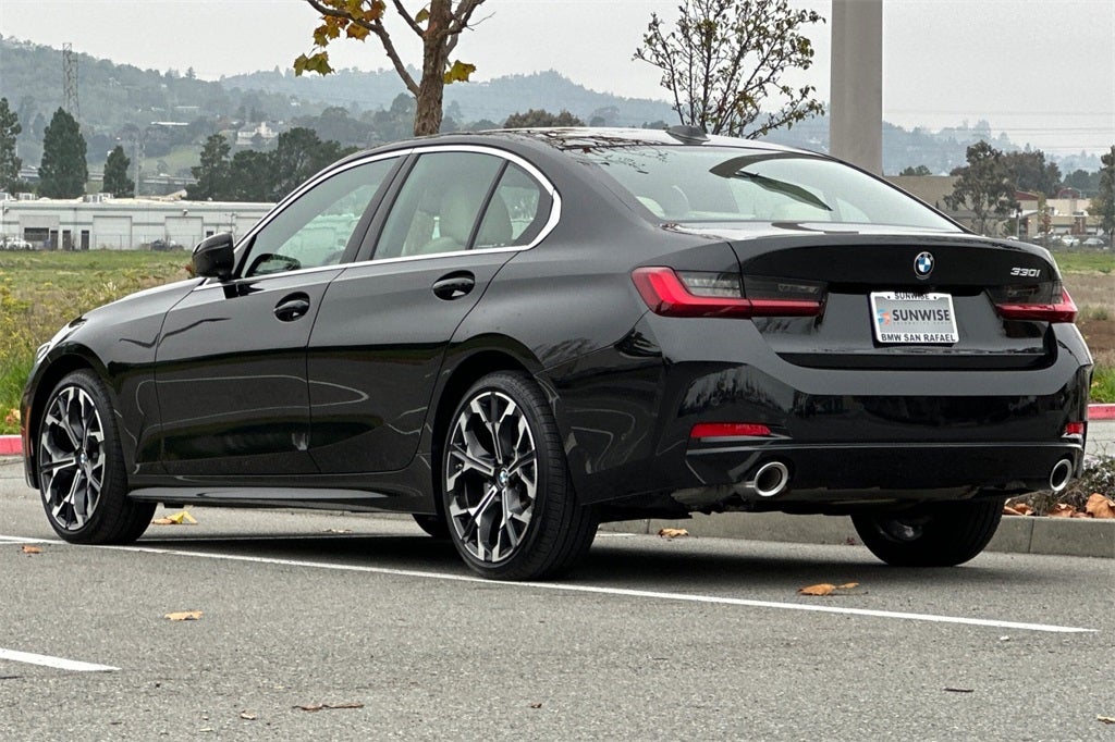 2025 BMW 3 Series 330i