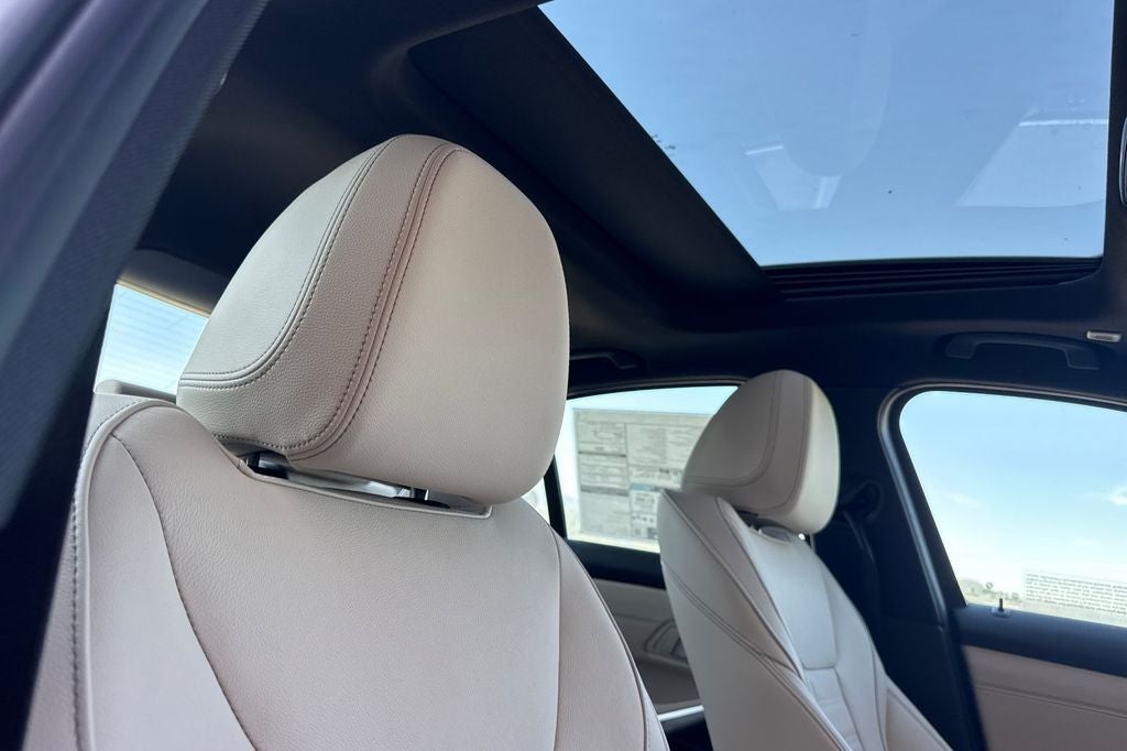 2026 BMW 3 Series 330i