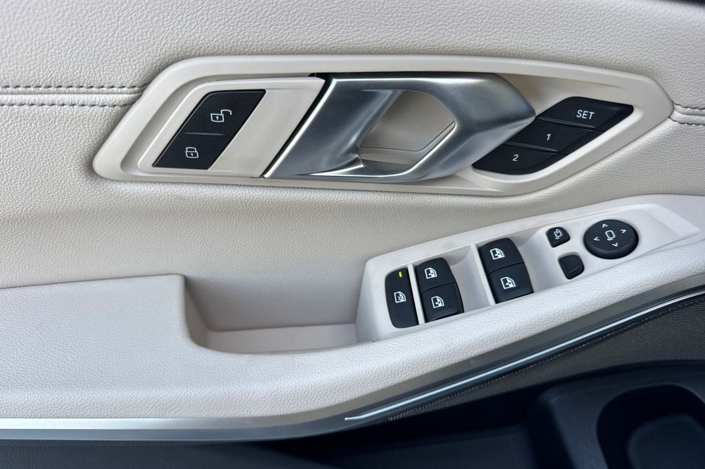 2026 BMW 3 Series 330i