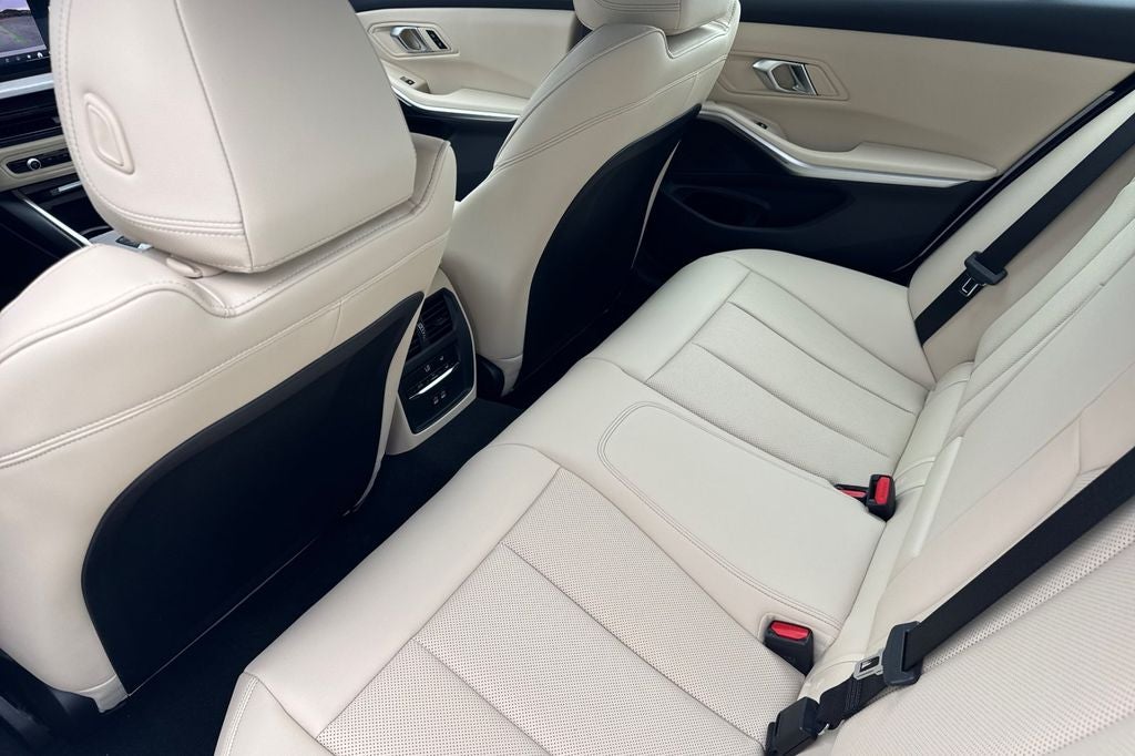 2026 BMW 3 Series 330i