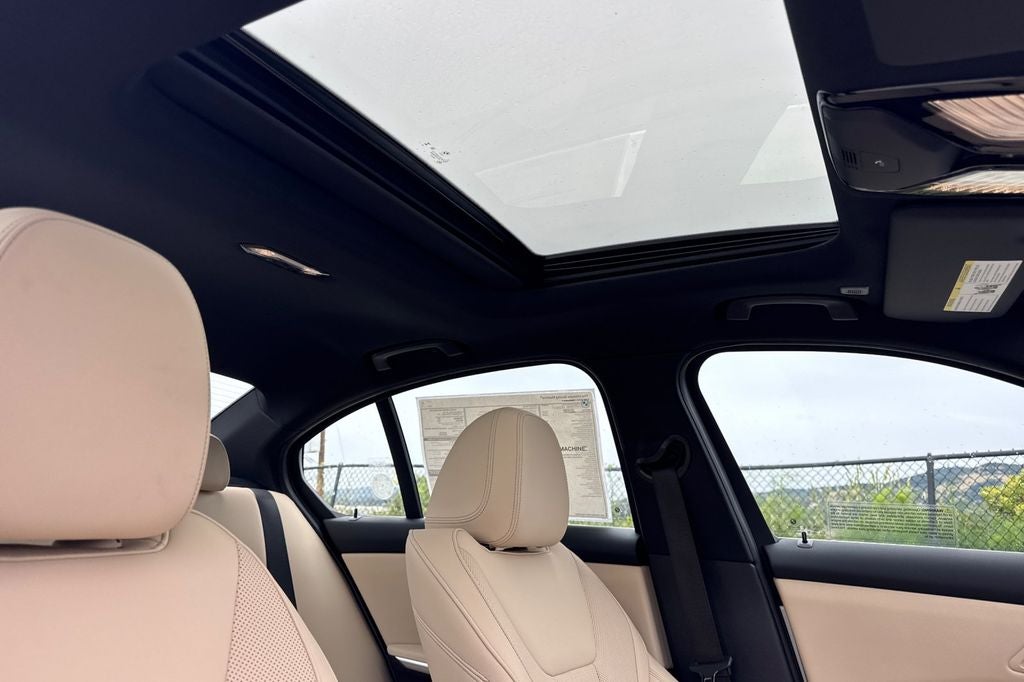 2026 BMW 3 Series 330i