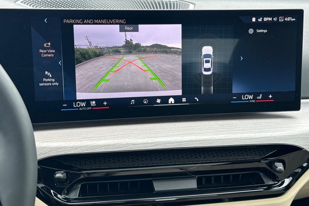 2026 BMW 3 Series 330i