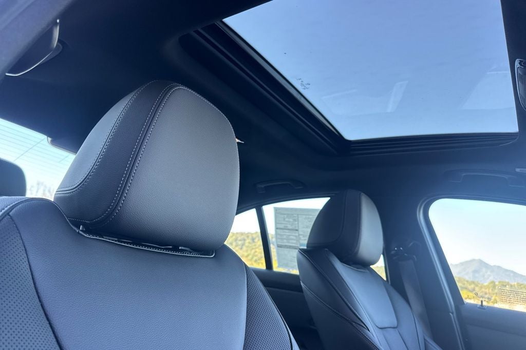 2026 BMW 3 Series 330i