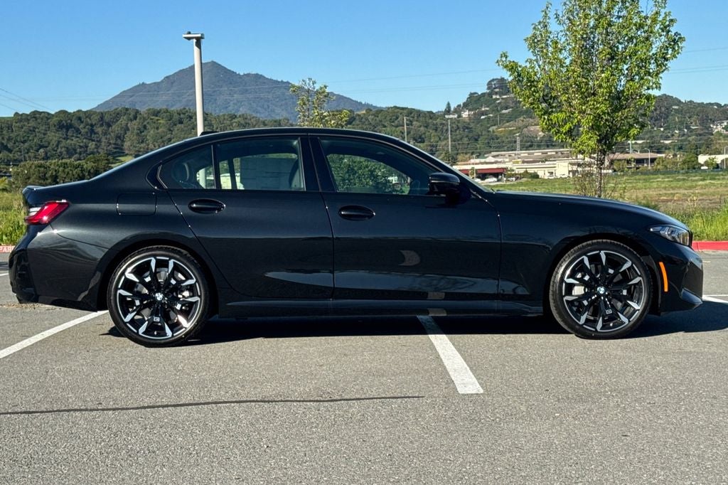 2026 BMW 3 Series 330i