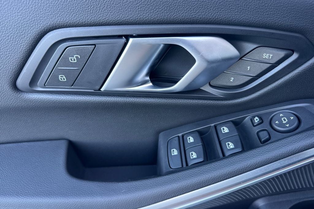 2026 BMW 3 Series 330i