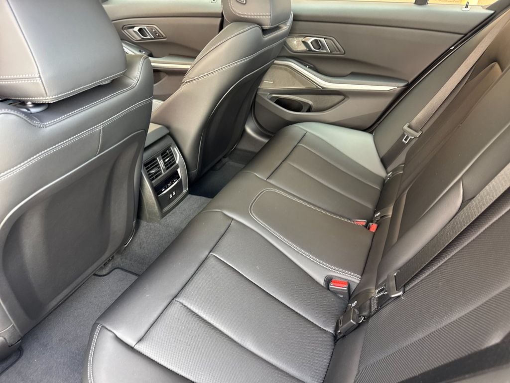 2026 BMW 3 Series 330i