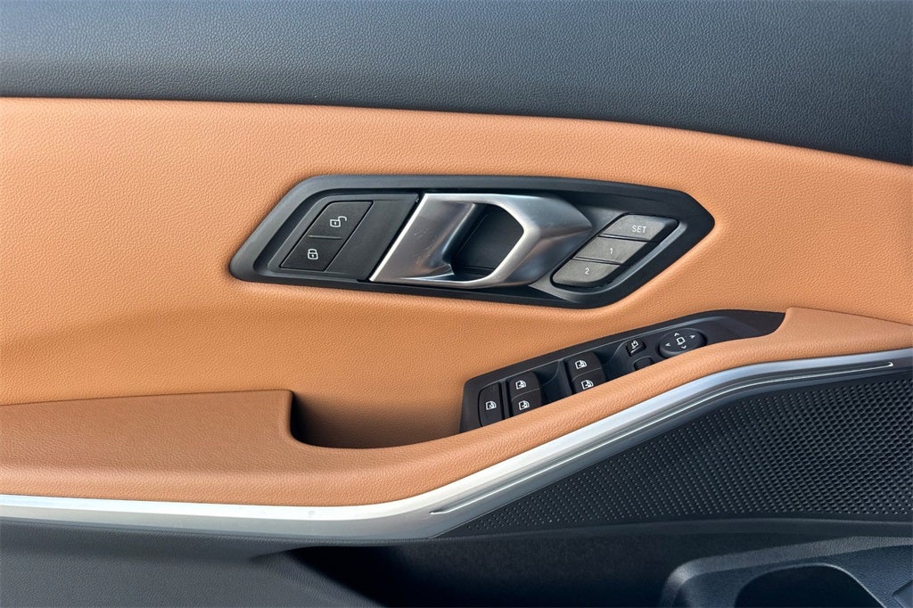 2025 BMW 3 Series 330i