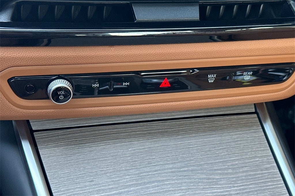 2025 BMW 3 Series 330i