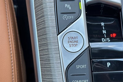 2025 BMW 3 Series 330i