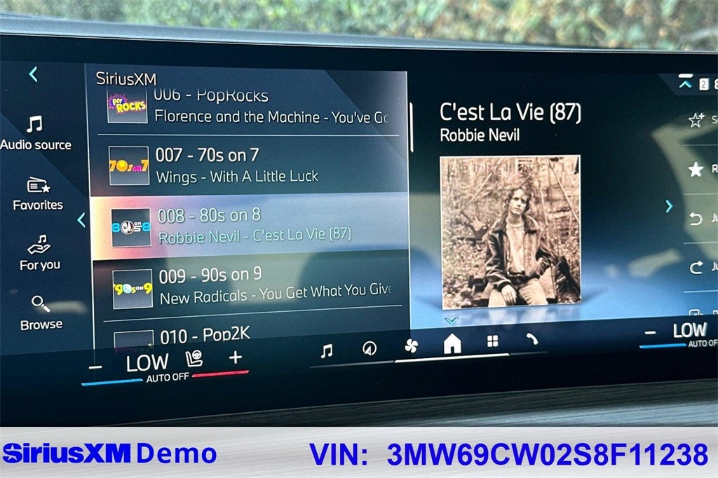 2025 BMW 3 Series 330i