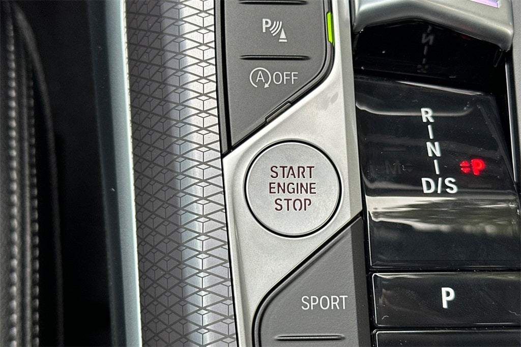 2026 BMW 3 Series 330i