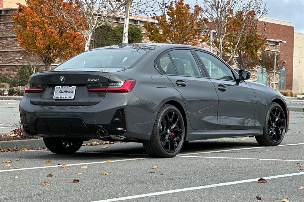2026 BMW 3 Series 330i