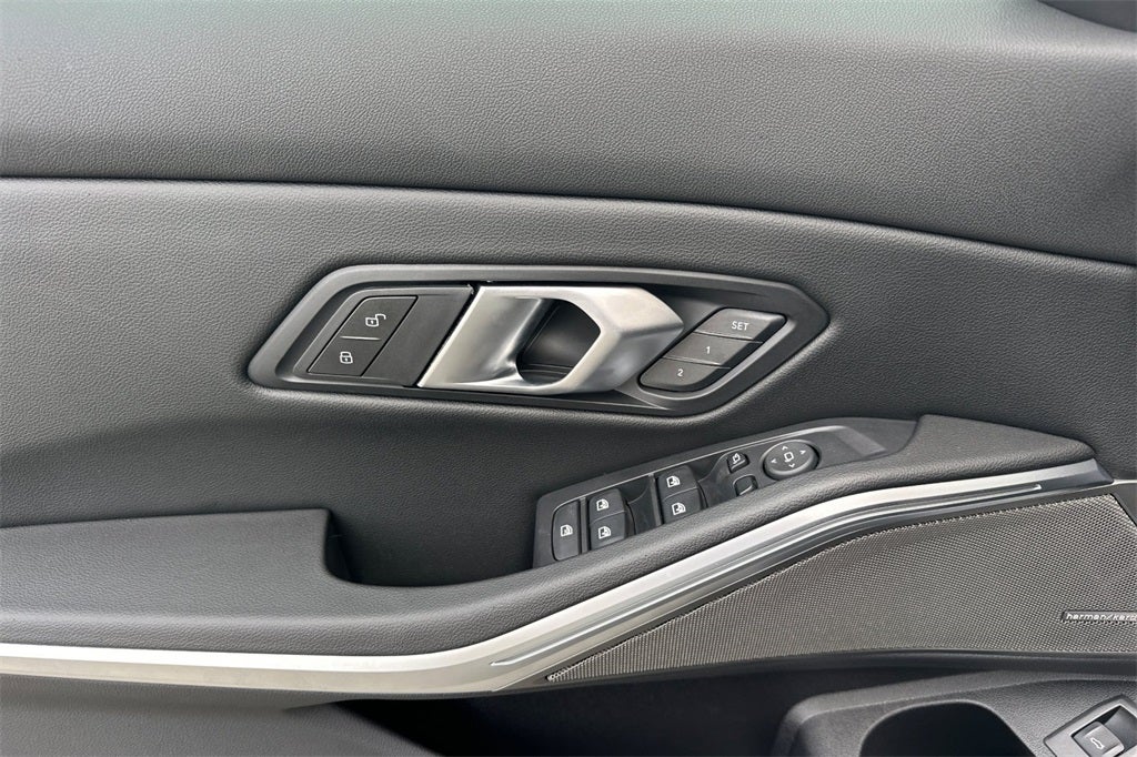 2026 BMW 3 Series 330i