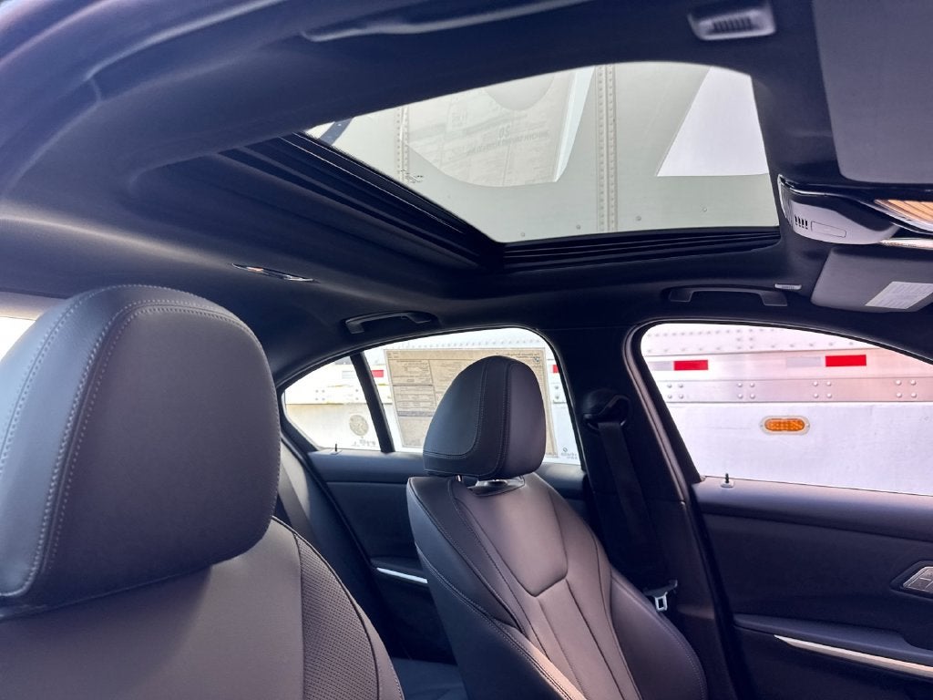 2026 BMW 3 Series 330i