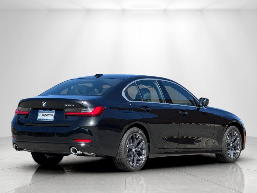2026 BMW 3 Series 330i
