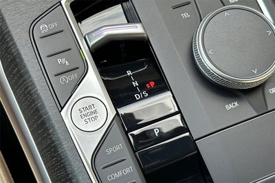 2025 BMW 3 Series 330i