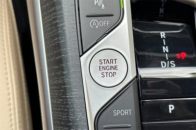 2025 BMW 3 Series 330i