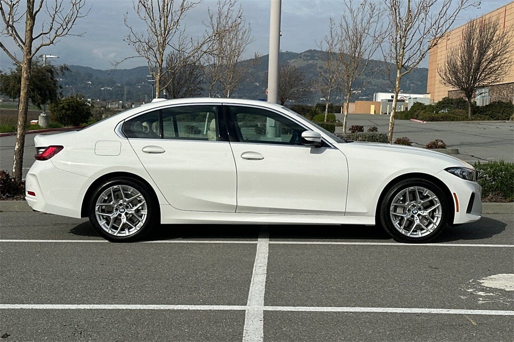 2025 BMW 3 Series 330i