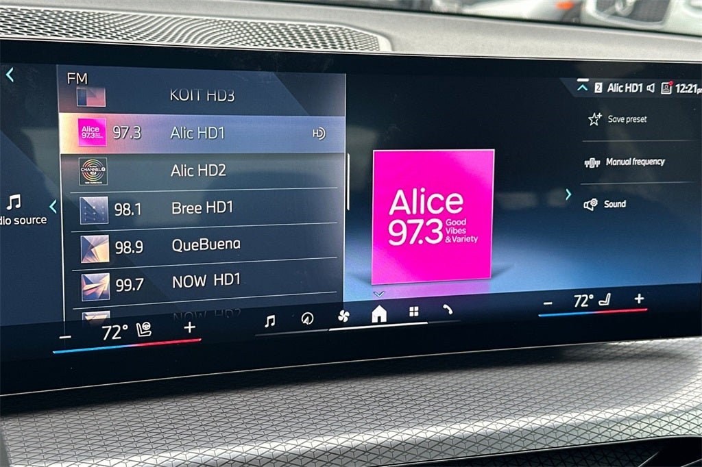 2025 BMW 3 Series 330i