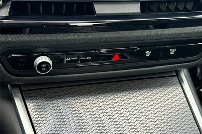 2025 BMW 3 Series 330i