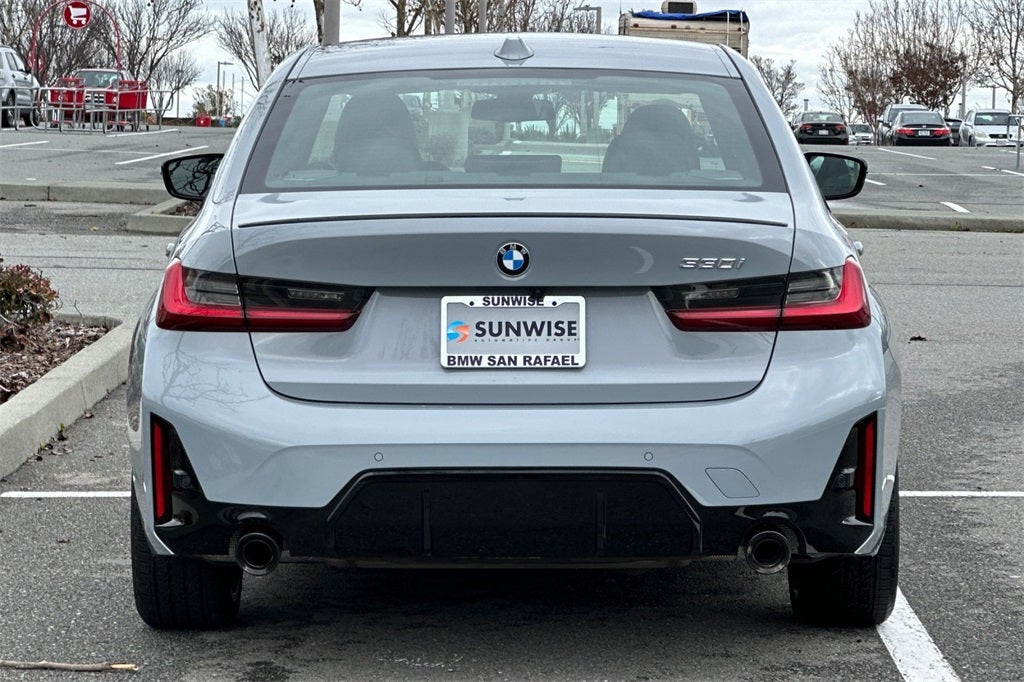 2025 BMW 3 Series 330i