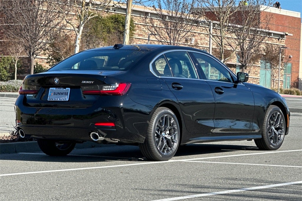 2026 BMW 3 Series 330i