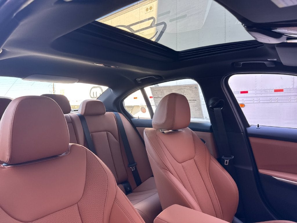2026 BMW 3 Series 330i