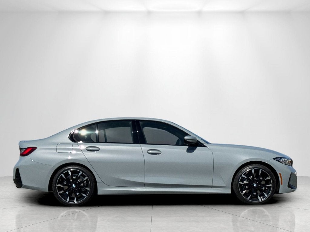 2026 BMW 3 Series 330i