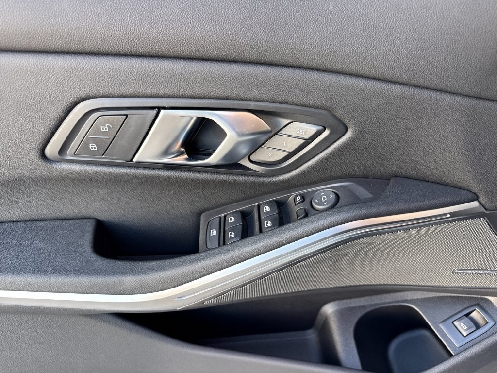 2026 BMW 3 Series 330i