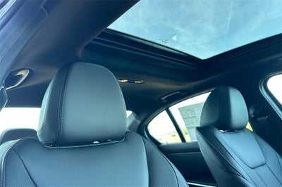 2026 BMW 3 Series 330i