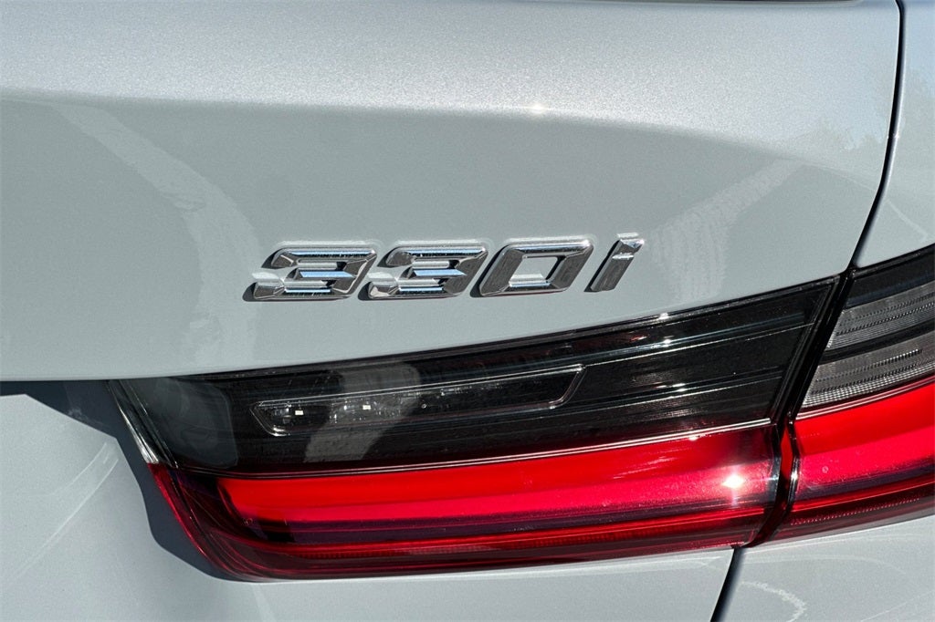 2026 BMW 3 Series 330i