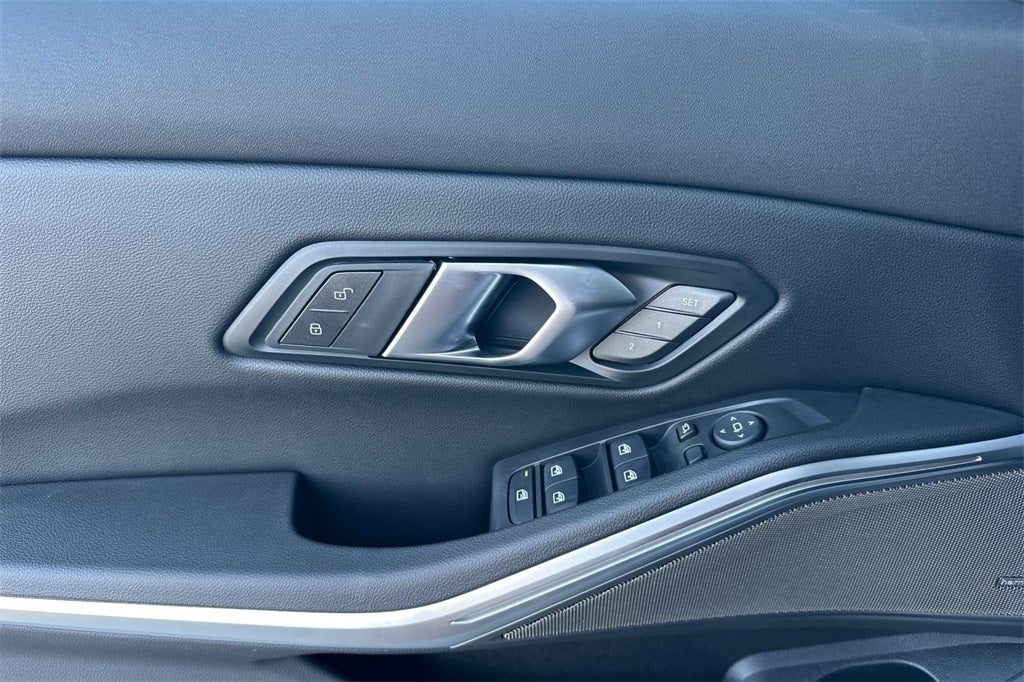 2026 BMW 3 Series 330i