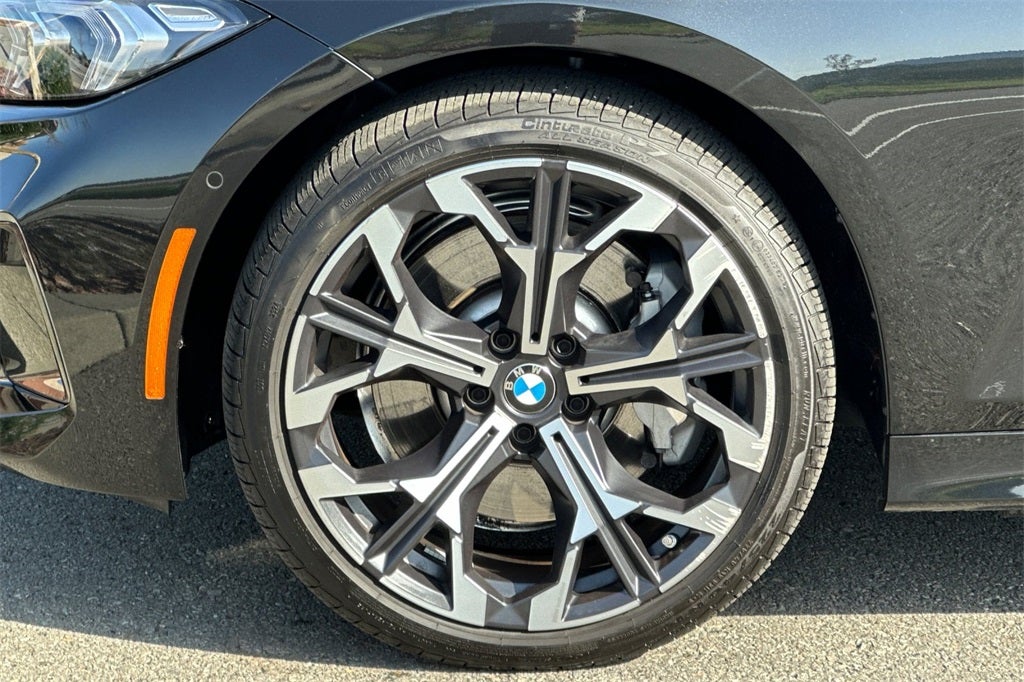 2025 BMW 3 Series 330i