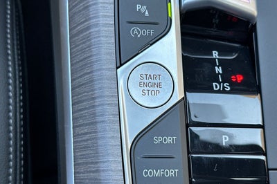 2025 BMW 3 Series 330i