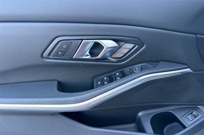 2025 BMW 3 Series 330i