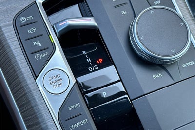 2025 BMW 3 Series 330i