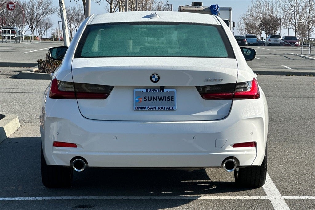 2025 BMW 3 Series 330i