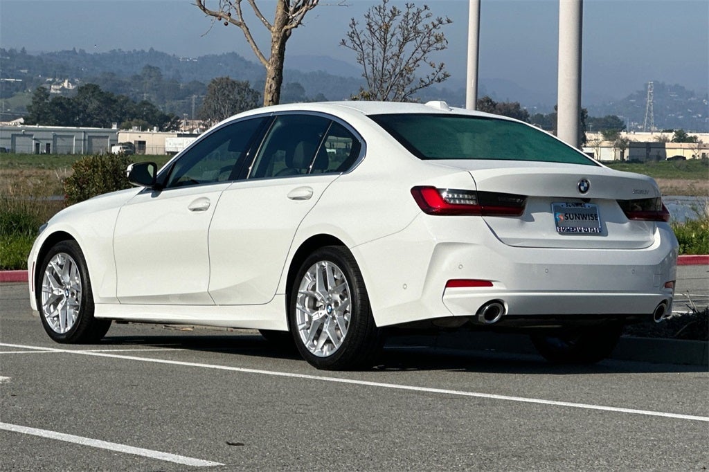 2025 BMW 3 Series 330i