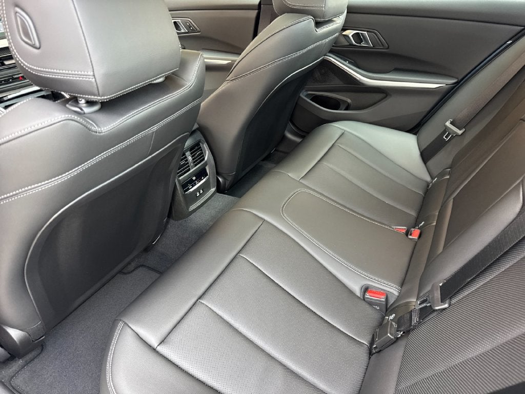 2026 BMW 3 Series 330i