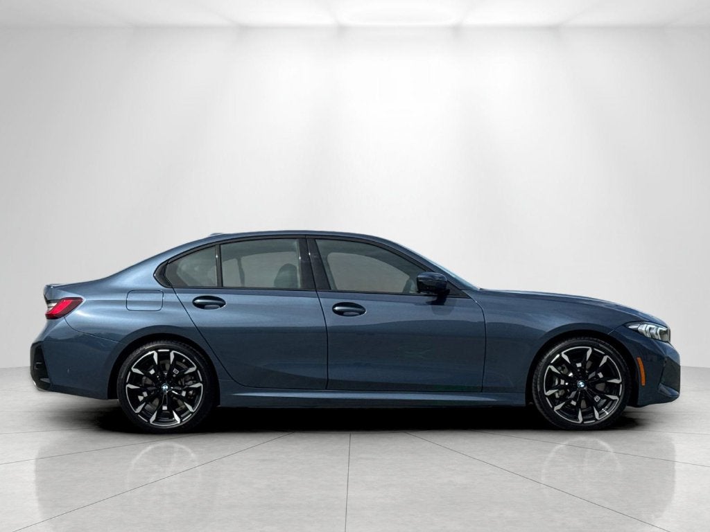 2026 BMW 3 Series 330i