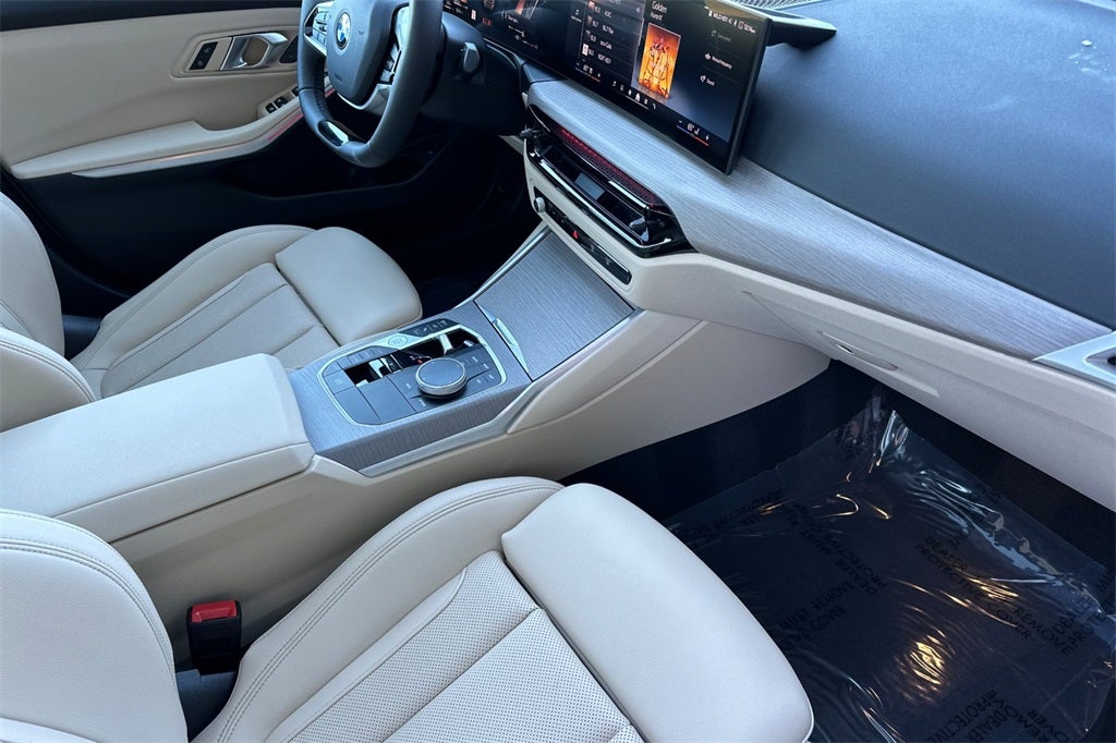 2025 BMW 3 Series 330i