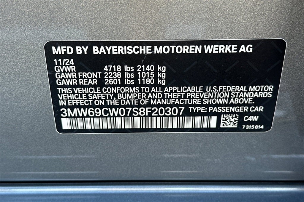 2025 BMW 3 Series 330i