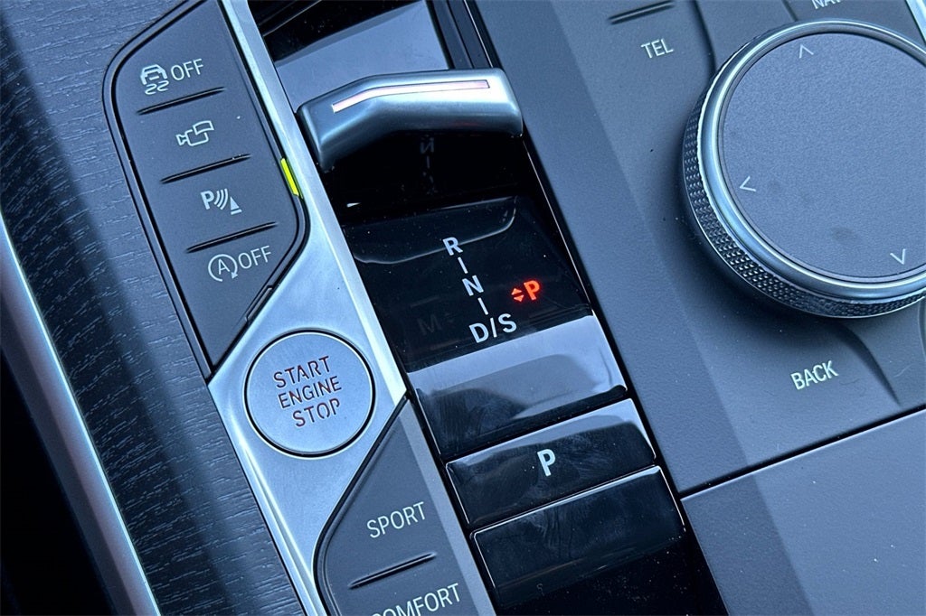 2026 BMW 3 Series 330i