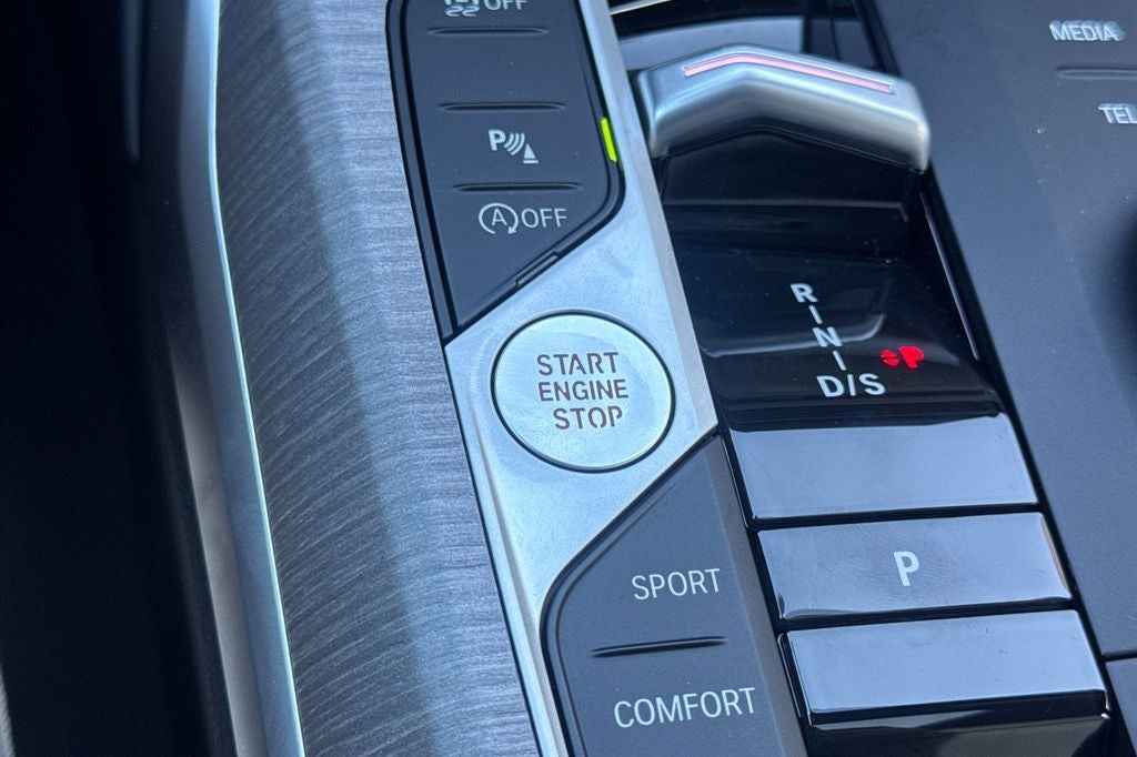 2026 BMW 3 Series 330i